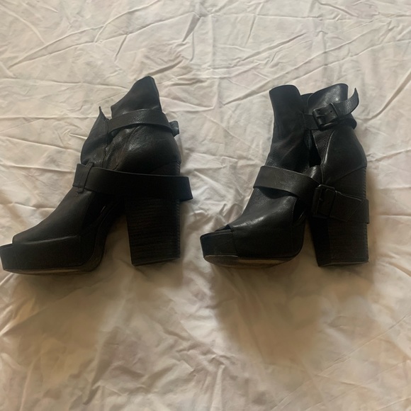 Ladies platform shoes. Vic Matie, - Picture 2 of 5